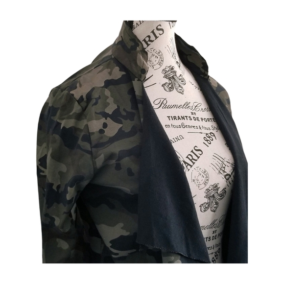 Skandale Camouflage Drape Cardigan – Made in Italy - Picture 3 of 5